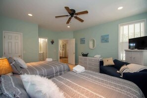 4 Schlafzimmer, Bügeleisen/Bügelbrett, kostenloses WLAN, Bettwäsche