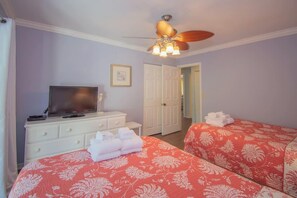 5 chambres, fer et planche à repasser, accès au Wi-Fi (inclus)