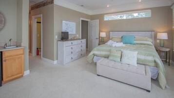 4 Schlafzimmer, Bügeleisen/Bügelbrett, kostenloses WLAN, Bettwäsche