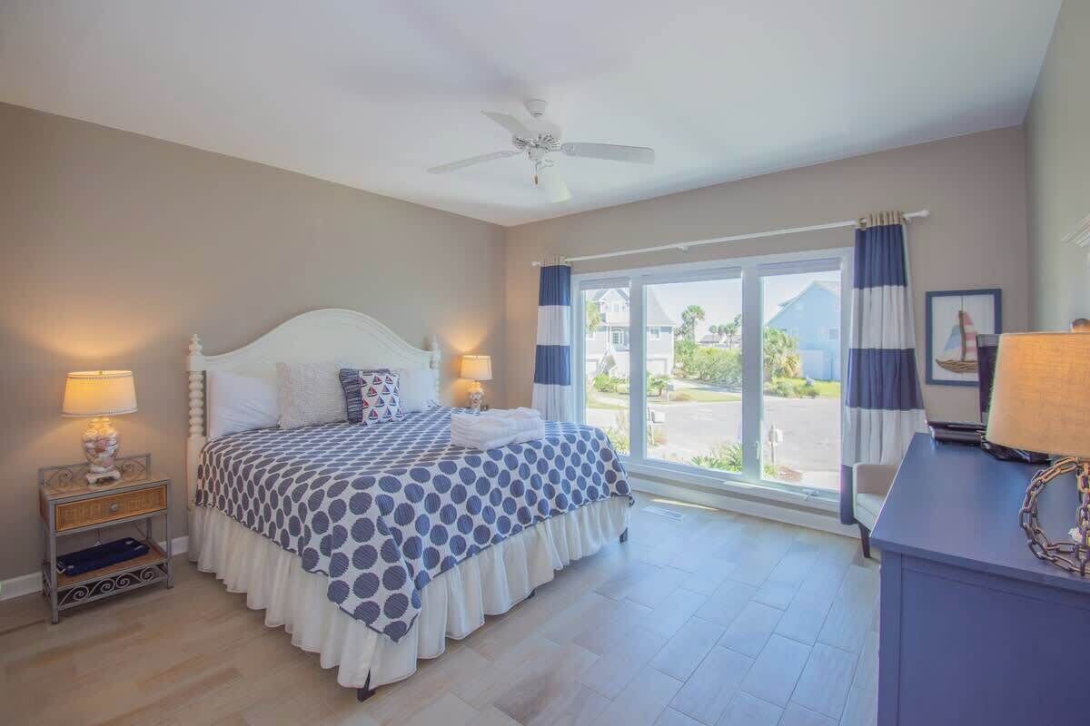 4 Schlafzimmer, Bügeleisen/Bügelbrett, kostenloses WLAN, Bettwäsche