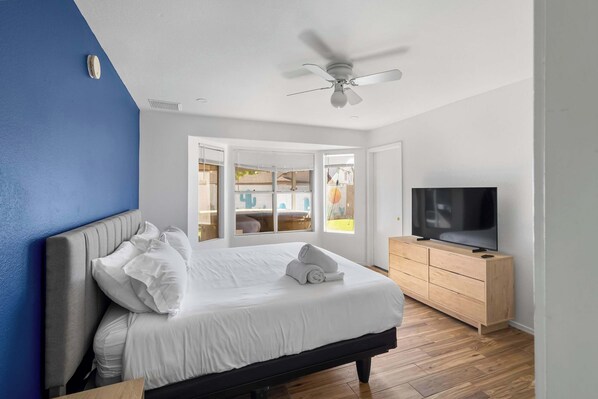 4 chambres, fer et planche à repasser, Wi-Fi, draps fournis