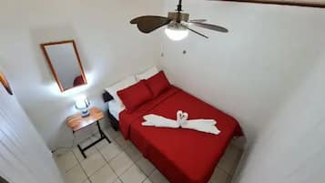 2 slaapkamers, een strijkplank/strijkijzer, gratis wifi