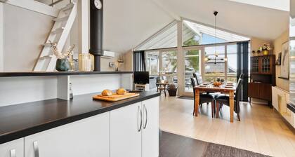 Beautiful home in Hurup Thy with WiFi