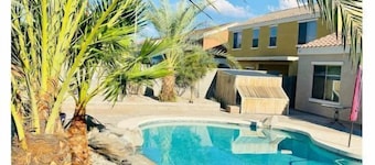 Peaceful Desert Home, close to State Farm Stadium