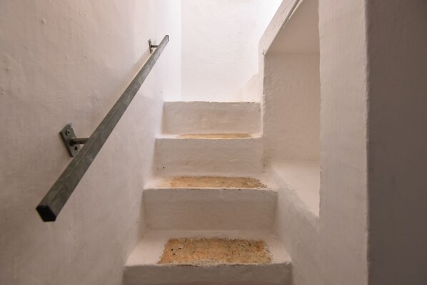 Interior - Tosally house with terrace (Ostuni)