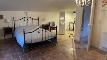 1 soveværelse, strygejern/strygebræt, Wi-Fi, sengetøj