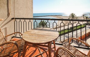 Property grounds - Awesome apartment in Cunit with WiFi (Cunit)