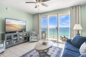 Smart TV, DVD player, books, stereo