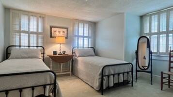 4 bedrooms, iron/ironing board, travel cot, free WiFi