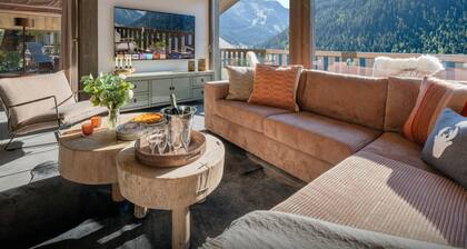 Chalet Amarou - mountain stay for 6 with hot tub in Châtel - OVO Network