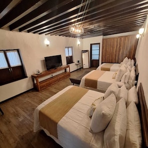 Family Triple Room | 1 bedroom, in-room safe, iron/ironing board, free WiFi