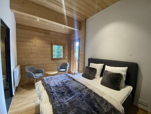 3 chambres, chambres insonorisées, Wi-Fi gratuit