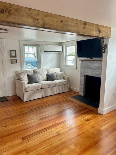 Beach Cottage in the Sand