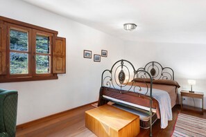 1 bedroom, iron/ironing board, free WiFi, bed sheets - Chalet 'La Higuera' with Sea View, Shared Terrace and Wi-Fi (Frontera)