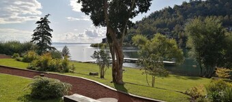 Lakefront apartment in Pucón with private beach and Luxury Club House