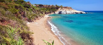 Apartment In A Hotel 'with Garden View-Creta' with Mountain View, Wi-Fi and Air Conditioning