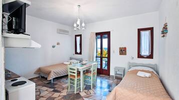 1 dormitorio, tabla de planchar con plancha, wifi gratis y ropa de cama