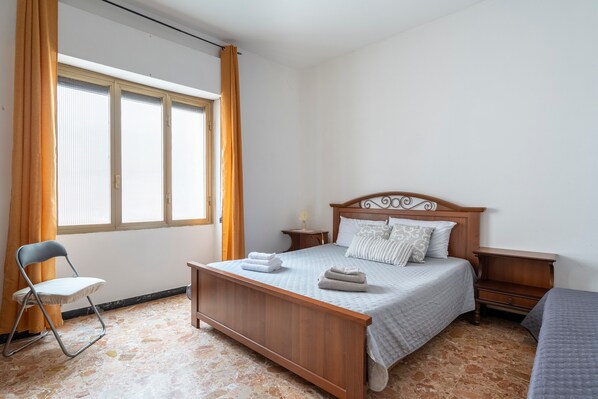 1 chambre, draps fournis