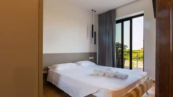 1 bedroom, free WiFi, bed sheets