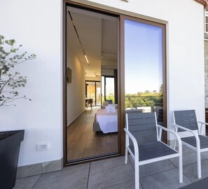 Terrace/patio - Holiday Apartment "La Brisa - Maestrale' with Mountain View, Private Terrace & Wi-Fi (Capo d'orlando)