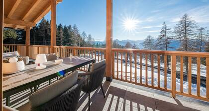 Apartment 'Piz Aich Natur Chalet Panorama' with Mountain View, Balcony and Wi-Fi