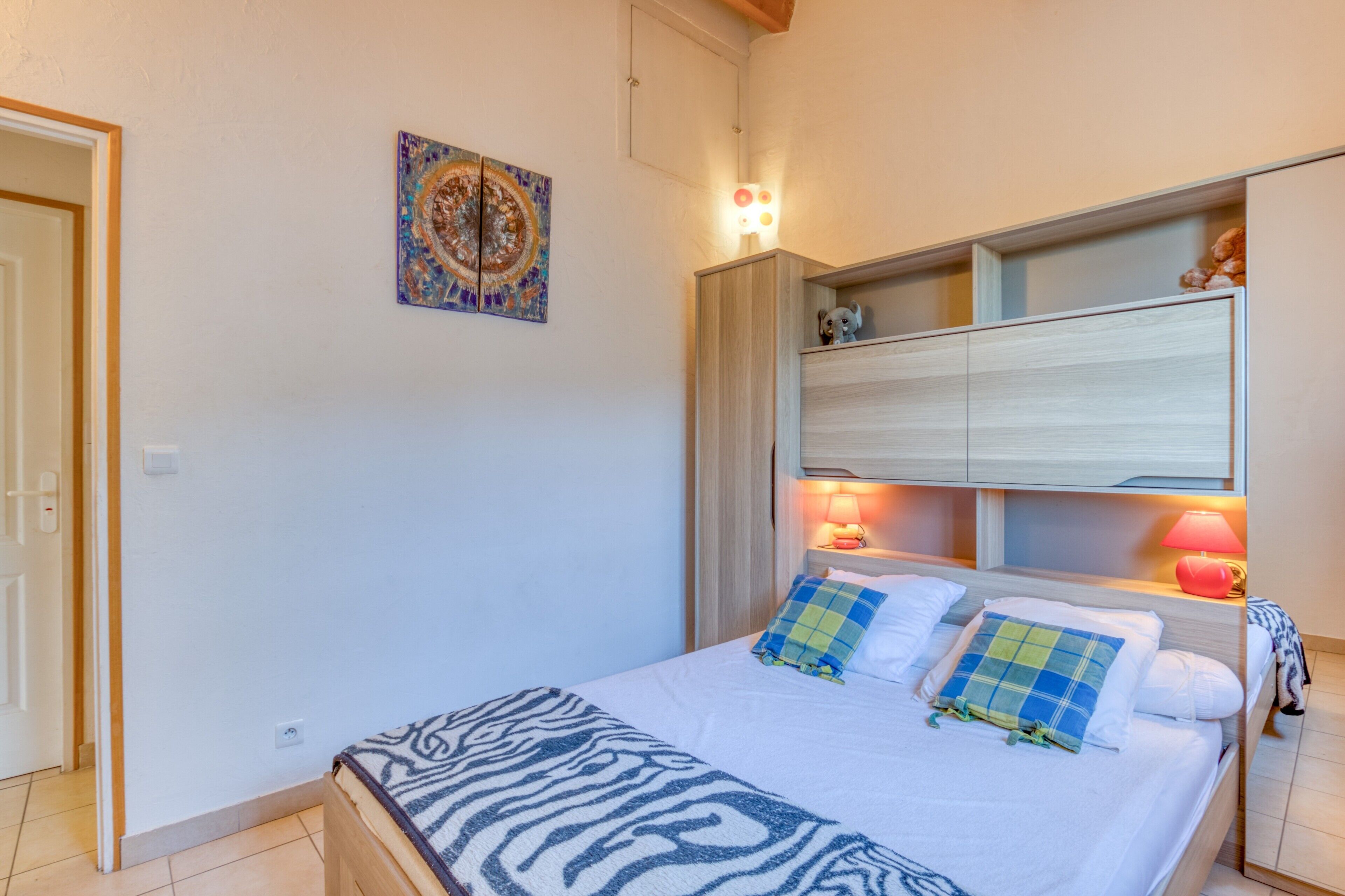 2 bedrooms, free WiFi