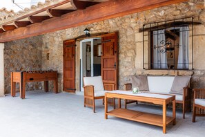 Terrace/patio - Villa "La Fortaleza" with Mountain View, Private Pool & Wi-Fi (Pollensa)