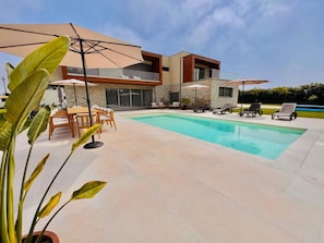 Pool - Villa 'Ria Lounge House' with Private Terrace, Balcony and Wi-Fi (Torreira)