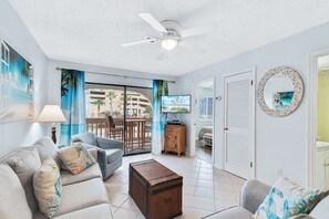 Unclassified image, 2 of 26, button