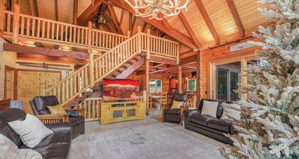 Mountain Home in Ellicottville - Close to Village