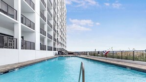 屋内プール、温水プール