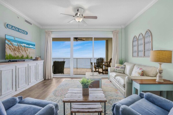 Smart TV, DVD player, books - Regency Isle 806- 2/2.5, gulf-front paradise (Orange Beach)