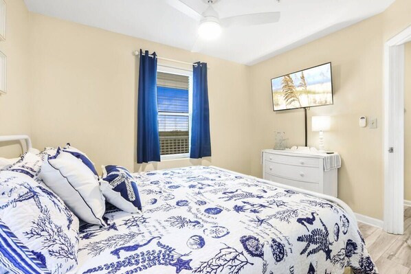 2 bedrooms, iron/ironing board, free WiFi, bed sheets