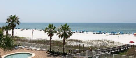 Innenpool, Außenpool