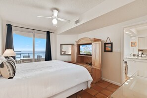 2 多间卧室、熨斗/熨衣板、WiFi、床单