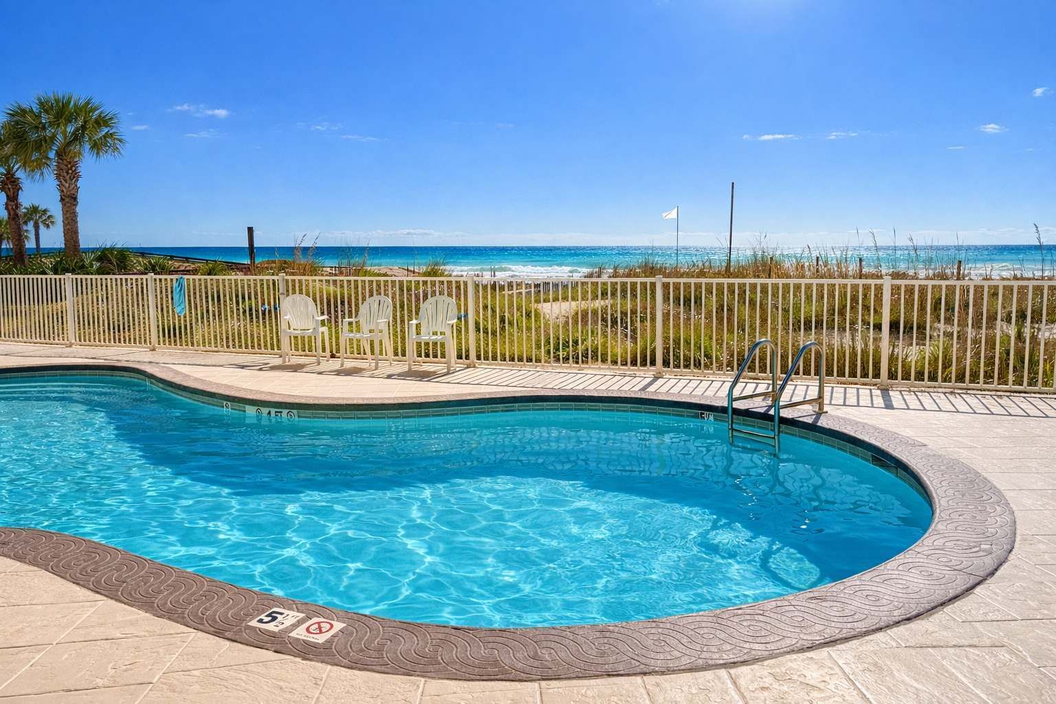 Innenpool, beheizter Pool