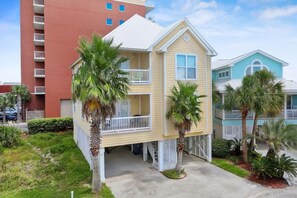 Exterior - Blue Lagoon Beach House (Gulf Shores)