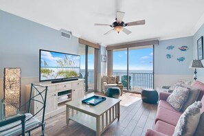 Smart TV, reproductor de DVD, libros y oficina 