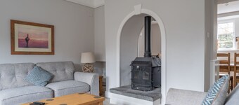 Fishery Views - Keepers Cottage