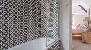 Shower - Fishery Views - Keepers Cottage (Graythwaite)