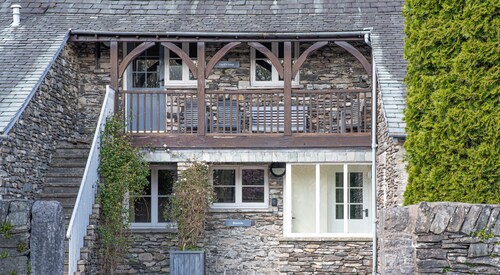 Lords Leap - sleeps 8 guests  in 4 bedrooms