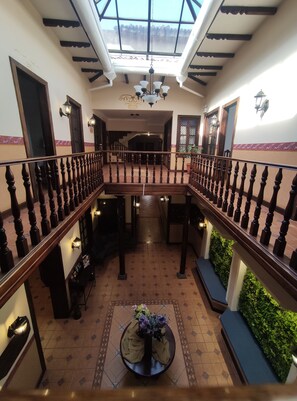 Reception - SÁ Hotel (Cuenca)