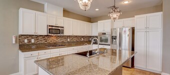 BMountain 4bd/2.5 b BBQ grill•Pet• Massage Chair