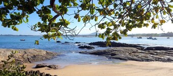 Chalé Praia de Meaípe Guarapari-es p/ 4 Pessoas 2 Vagas de Garagem