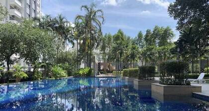 Amisha Home 2 Bedrooms Cozy & Comfortable Apartment Staycation