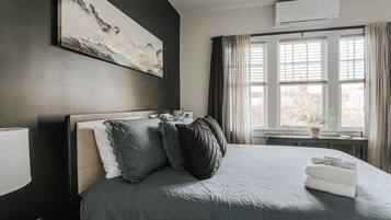 2 habitaciones, escritorio, wifi gratis y ropa de cama