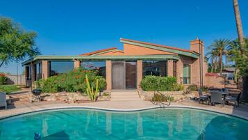 Alberca al aire libre