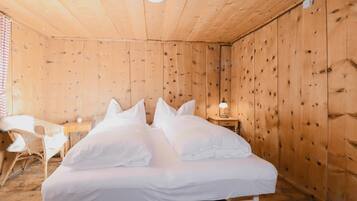 4 bedrooms, free WiFi