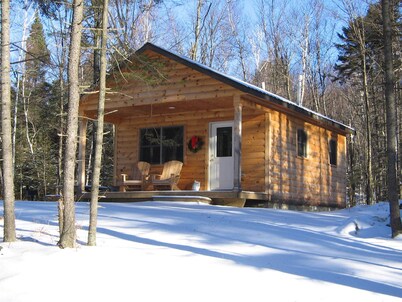 Cozy Studio Cabin near Smuggler's Notch