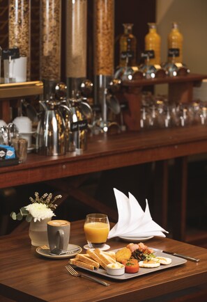 Petit déjeuner buffet